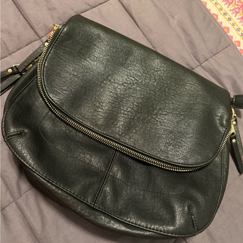Mystique Super Cute Black Purse Handbag!